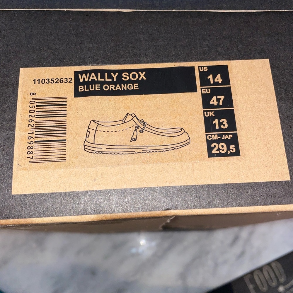 Mens hey dude shoes